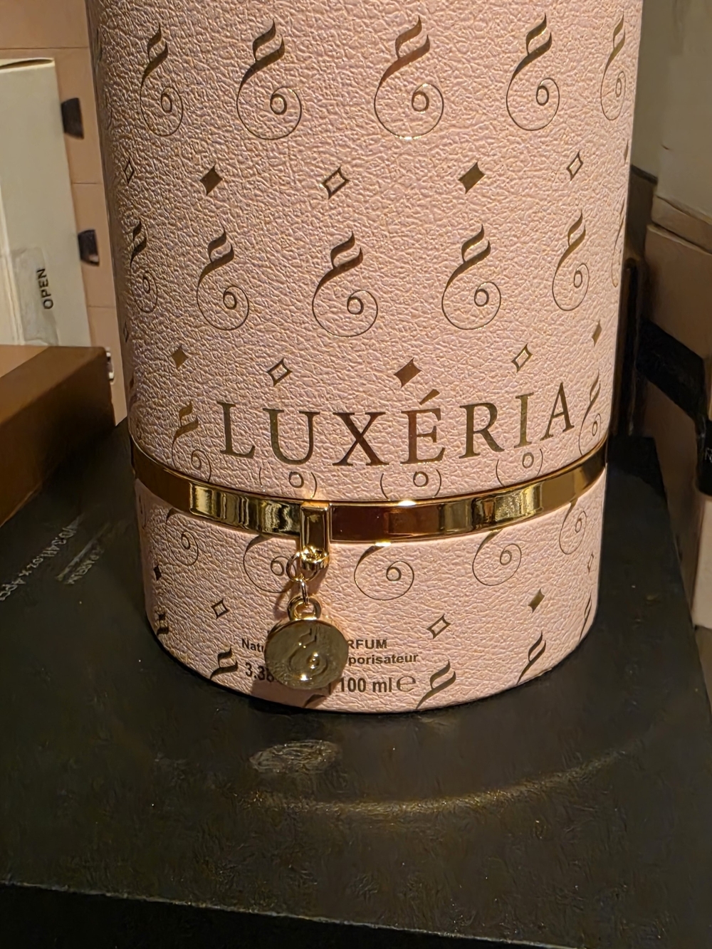 Luxéria Pink & Gold Cylindrical Perfume Case